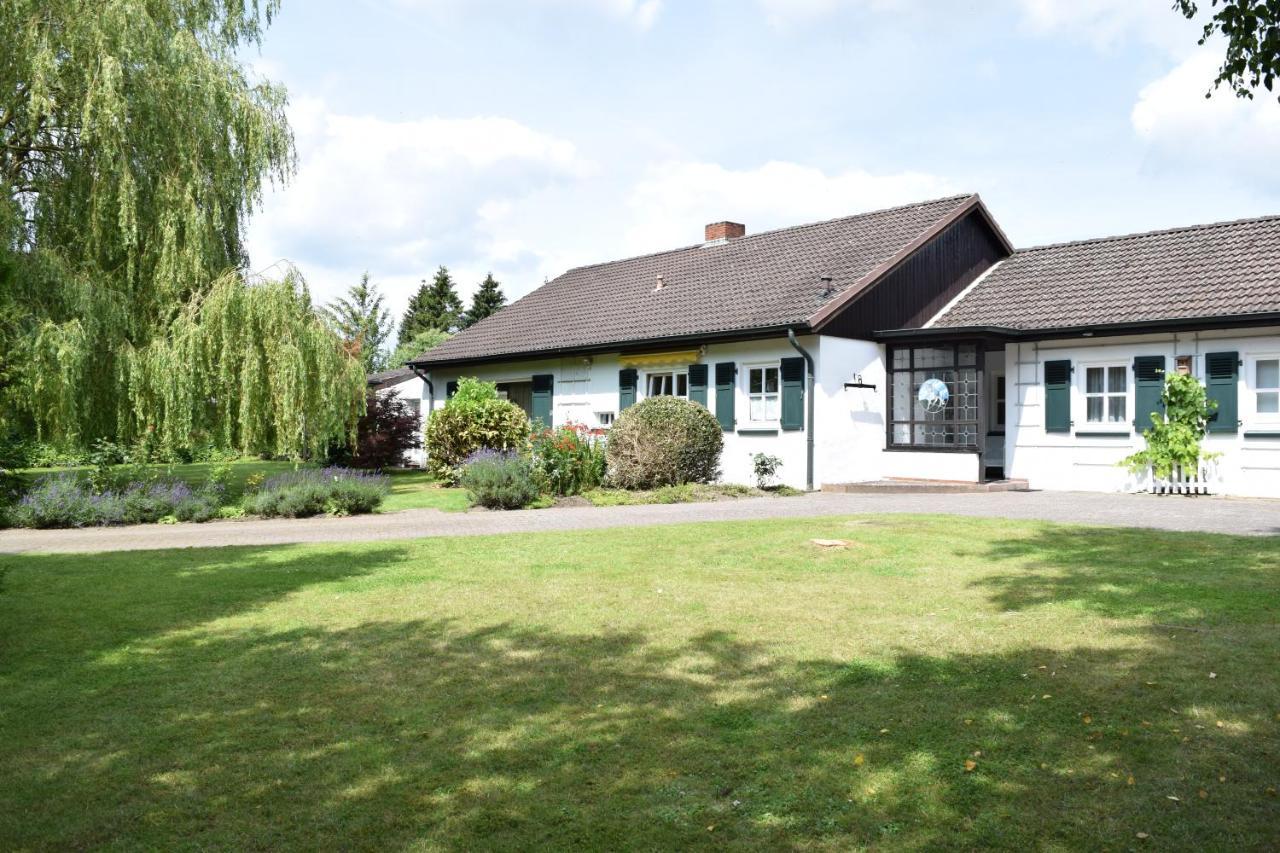 Landhaus Hideaway Mit Aussenpool, Sauna Und Kamin Bosau Экстерьер фото